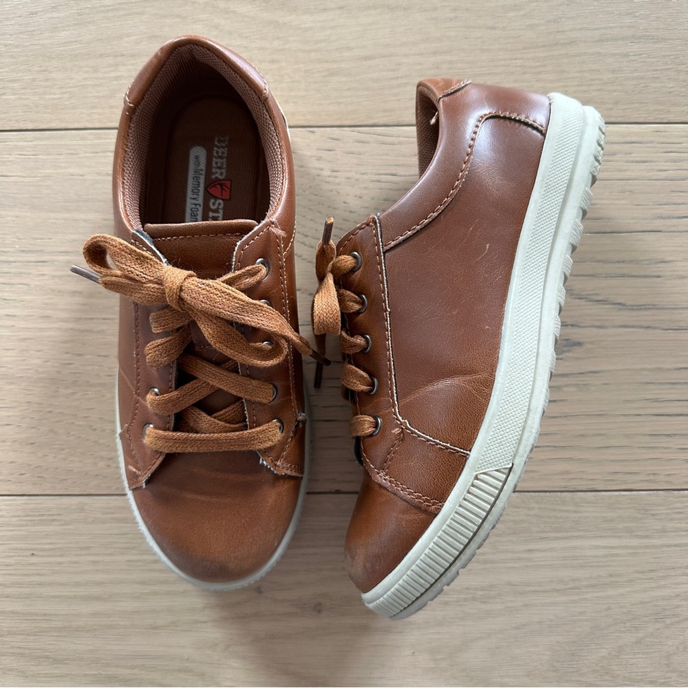 Deer Stags Brown Faux Leather Sneakers With Memory Foam